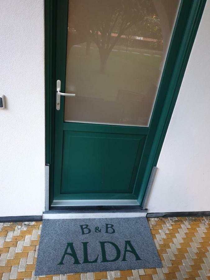 B&B Alda เลวานโต ภายนอก รูปภาพ